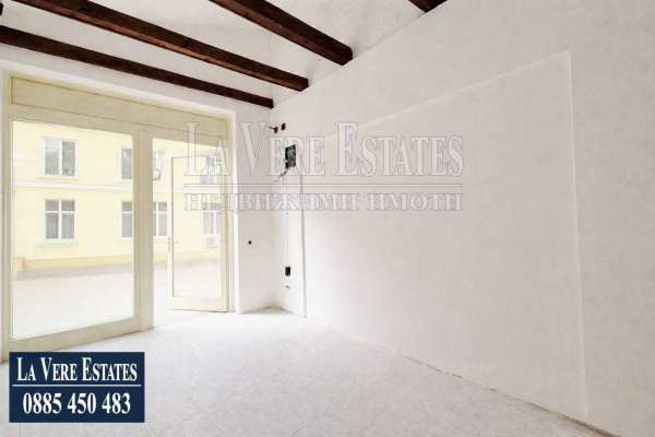 Дава под наем магазин, гр. русе, център