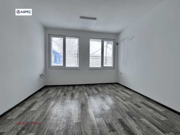 Дава под наем офис, гр. русе, промишлена зона - изток