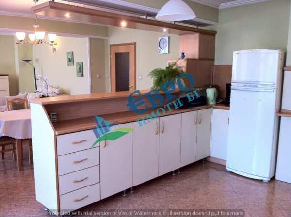 Дава под наем  многостаен град Стара Загора, ОРБ
      200 кв.м