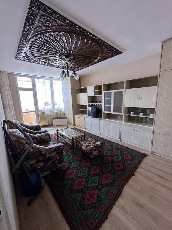 Дава под наем 3-стаен, гр. търговище, изток 1