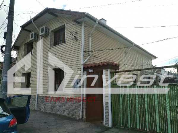 Дава под наем къща, гр. нови пазар, област шумен