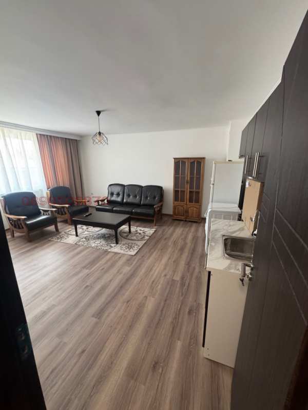 Дава под наем 3-стаен, гр. божурище, област софия област