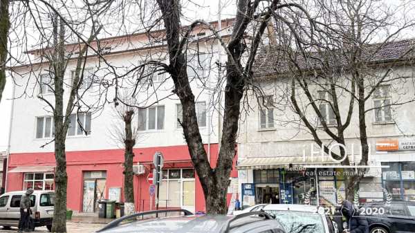 Дава под наем хотел, гр. червен бряг, област плевен