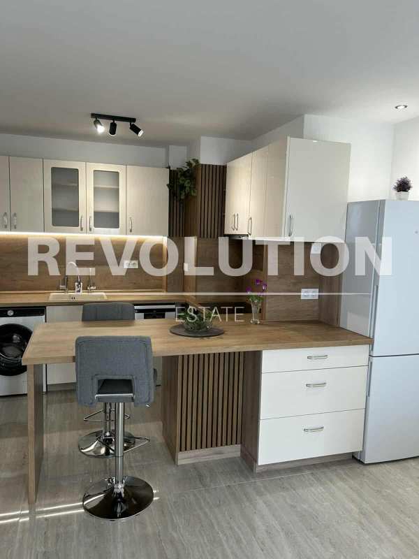 Дава под наем 2-стаен, гр. варна, победа