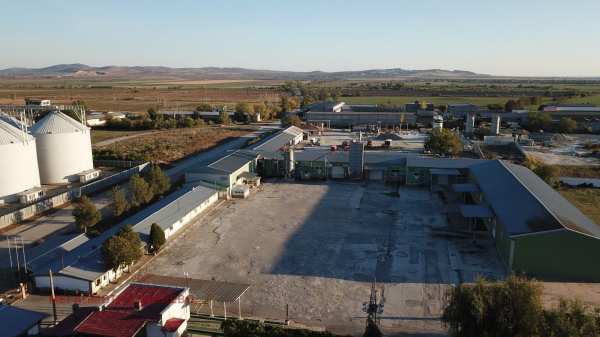 Дава под наем бизнес имот, гр. нова загора, област сливен