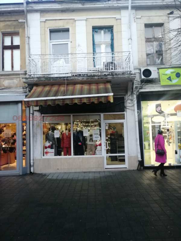 Дава под наем магазин, гр. пазарджик, идеален център