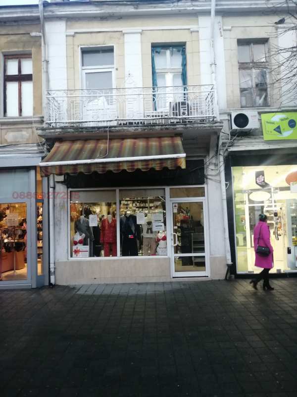 Дава под наем магазин, гр. пазарджик, идеален център