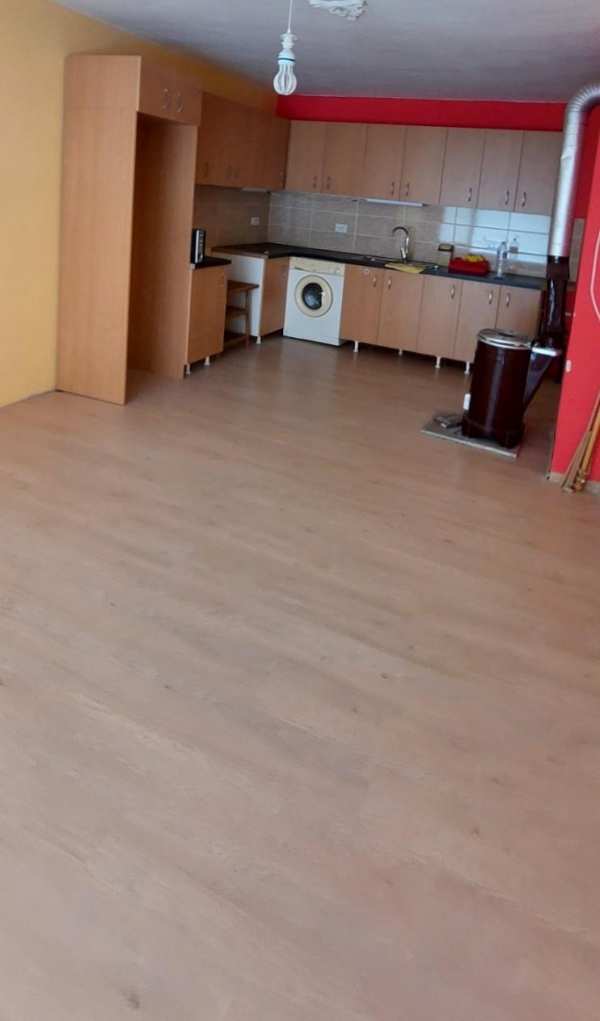 Продава  1-стаен гр. Елхово, област Ямбол
      61 кв.м