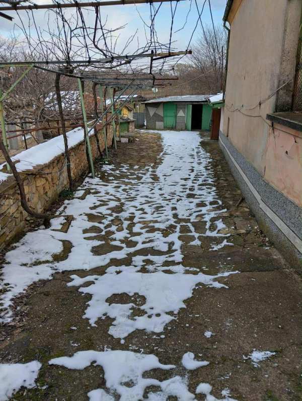 Продава  къща с. Рупките, област Стара Загора
      110 кв.м