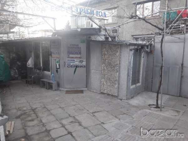 Продава магазин-склад-гараж