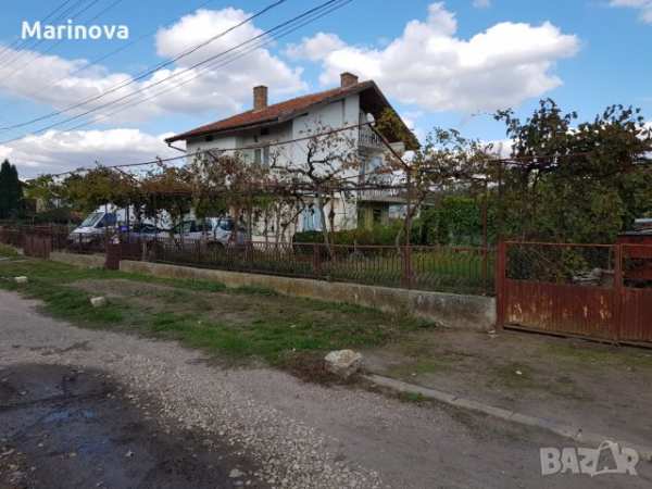 Продавам вила с.стефаново