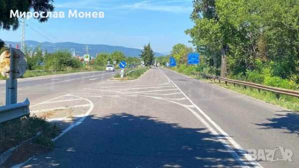 Продавам парцел 3дка,с 40м.лице на главната, по бул. патр.евтимий в стара загора.