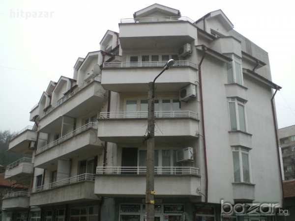 Офис на фирма или адвокатска кантора, цял апартамент в центъра