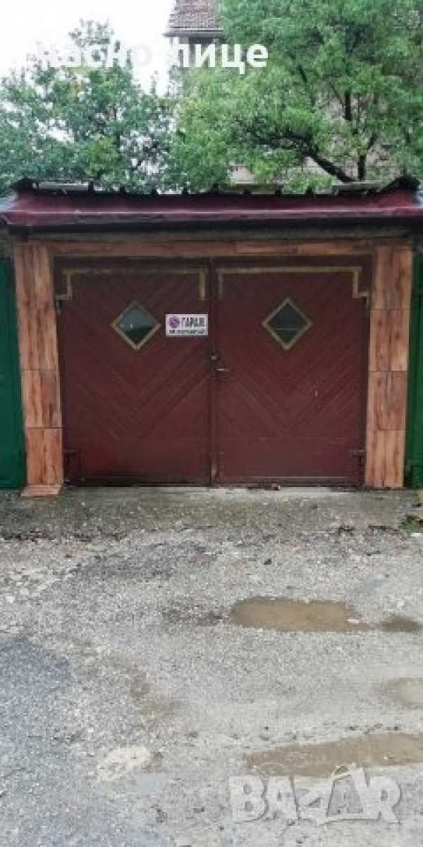 Гараж под наем центъра