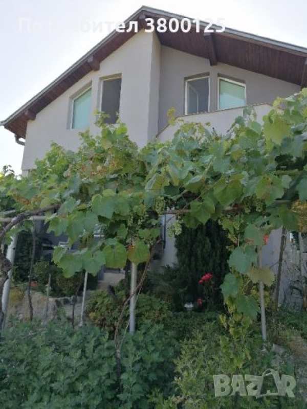 Къща с панорамна гледка