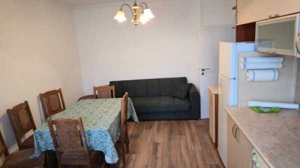 Тристаен ап. под наем в кв. Левски Г