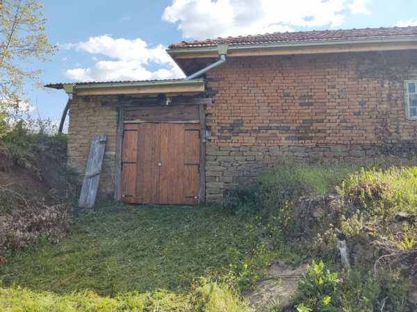 Къща в село Косарка