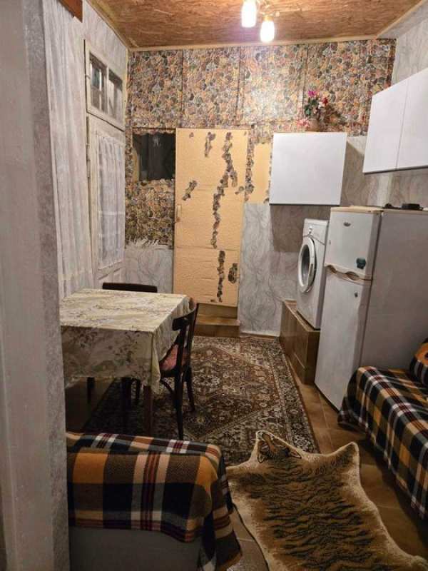 Етаж от къща - под наем, Идеален център