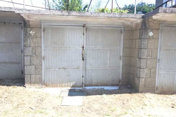 Продава масивен гараж в кв. Лъката, гр. Габрово