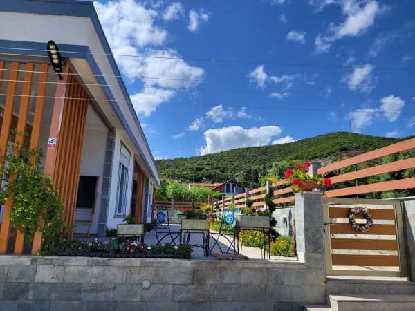 Продажба къща Северна Гърция на 100 м. от пясъчен плаж