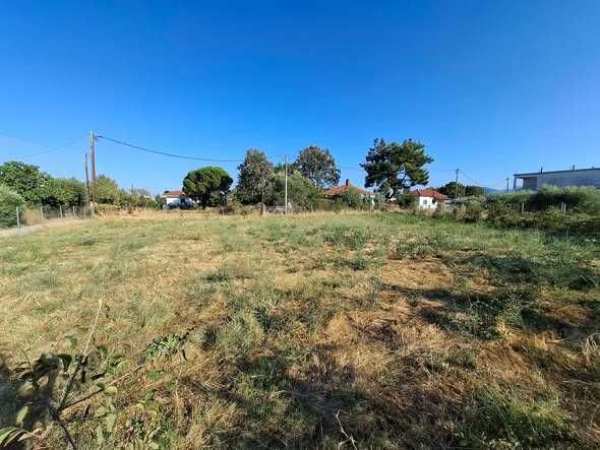 Продава се парцел с площ 1000 м2 в Аспровалта, Гърция
