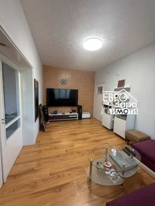 Четиристаен апартамент за продажба на парковата улица Методи Кусев