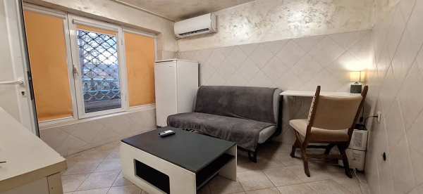 Боксониера Нощувки Варна