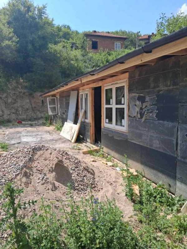 УПИ с одобрен проект и узаконена постройкапостройка