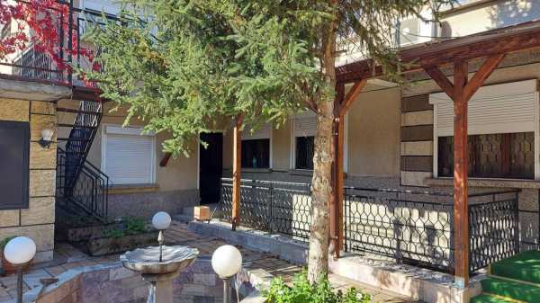 Под НАЕМ, КЪЩА, Идеален Център