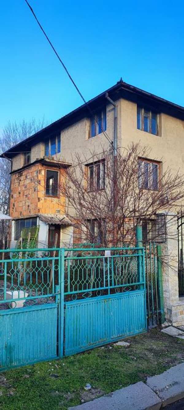 Масивна къща в гр.Видин