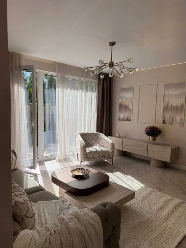 Луксозен Апартамент