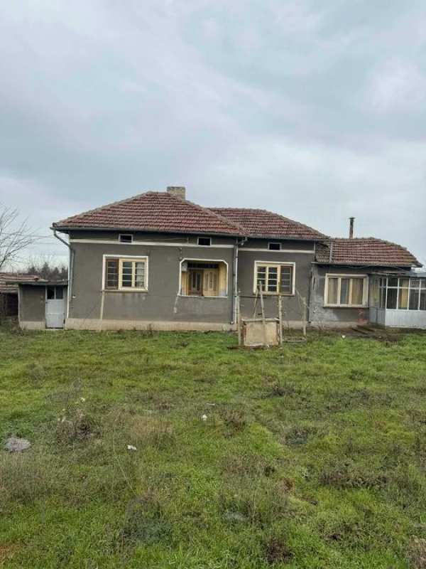 СПЕШНО Къща в село Недан СПЕШНО