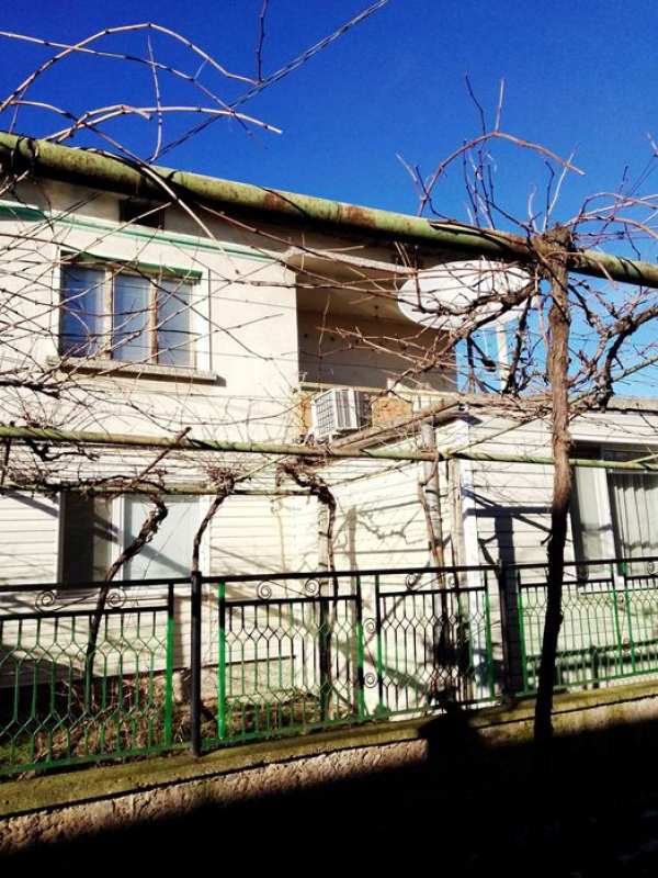 Продава къща в село Ясен област Плевен