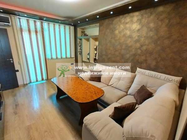 Двустаен, луксозен, напълно обзаведен апартамент