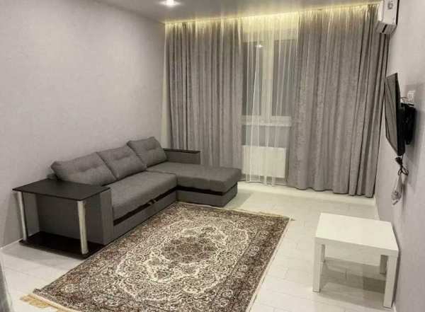 Едностаен апартамент под наем в Южен