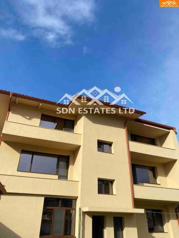 Къща за гости под наем – 3 апартамента, капацитет до 18 гости