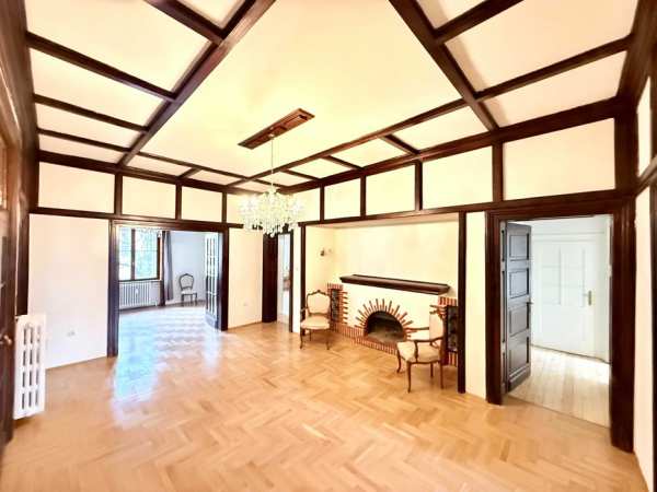 Апартамент под наем София, Център + Гараж с органичен достъп