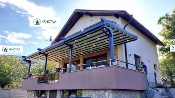 Продава  къща с. Брестник, област Пловдив
      250 кв.м