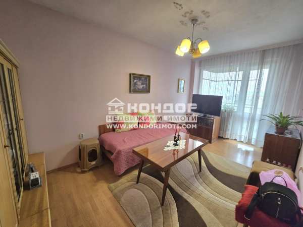 Продава 3-стаен, гр. пловдив, център