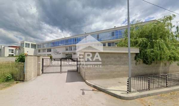 Продава бизнес имот, гр. ихтиман, област софия област
