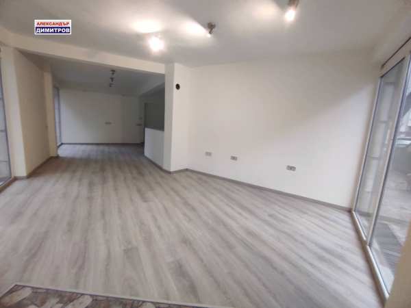 Продава магазин, гр. русе, център