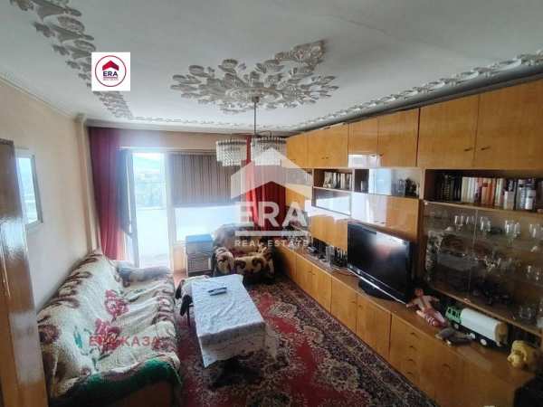 Продава  3-стаен град Сливен, Дружба
      80 кв.м