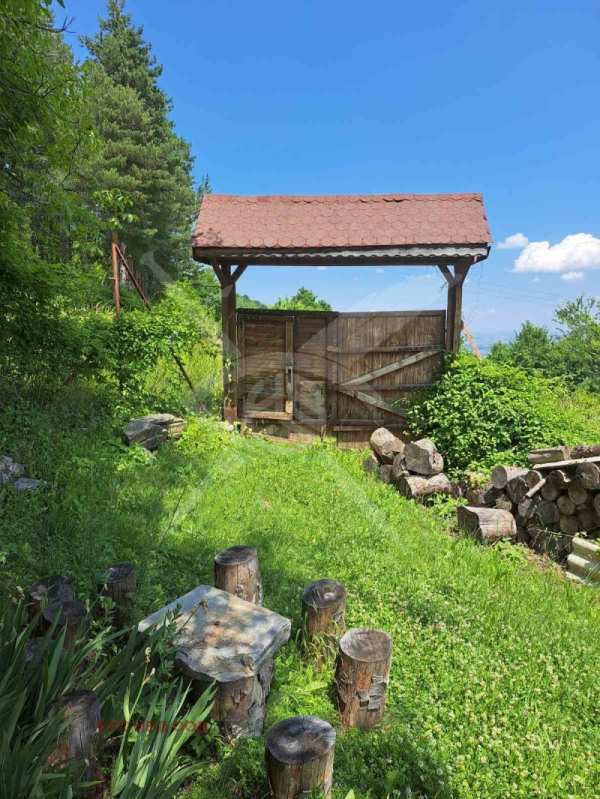 Продава вила, с. орешец, област пловдив