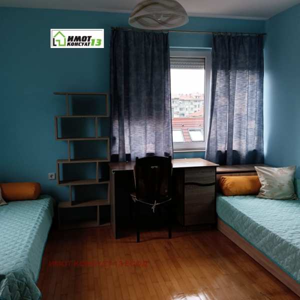 Продава мезонет, гр. плевен, широк център