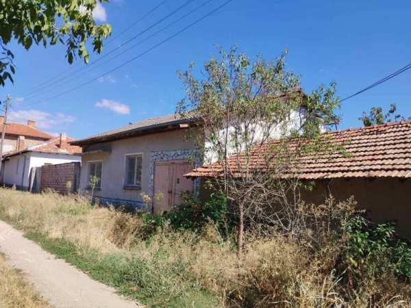 Продава къща, с. черноземен, област пловдив
