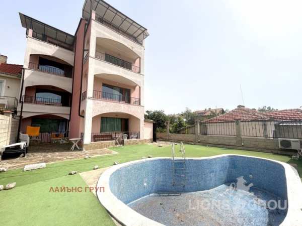 Продава хотел, с. кранево, област добрич