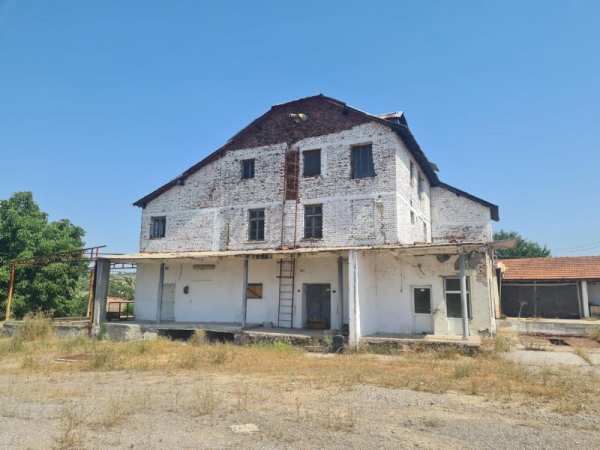Продава пром. помещение, гр. харманли, област хасково