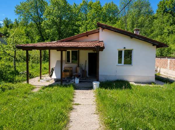 Продава къща, гр. софия, с. владая