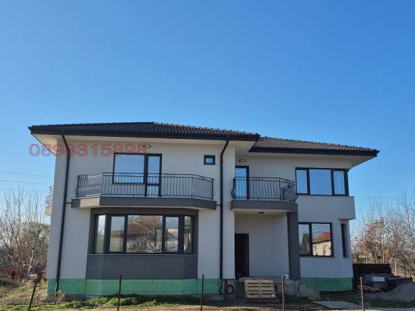 Продава къща, с. златитрап, област пловдив
