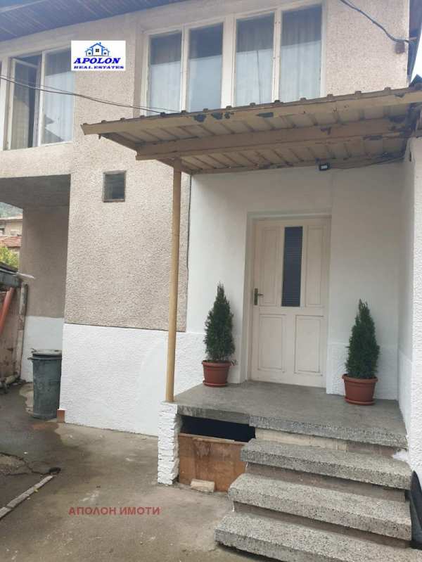 Продава къща, гр. пещера, област пазарджик